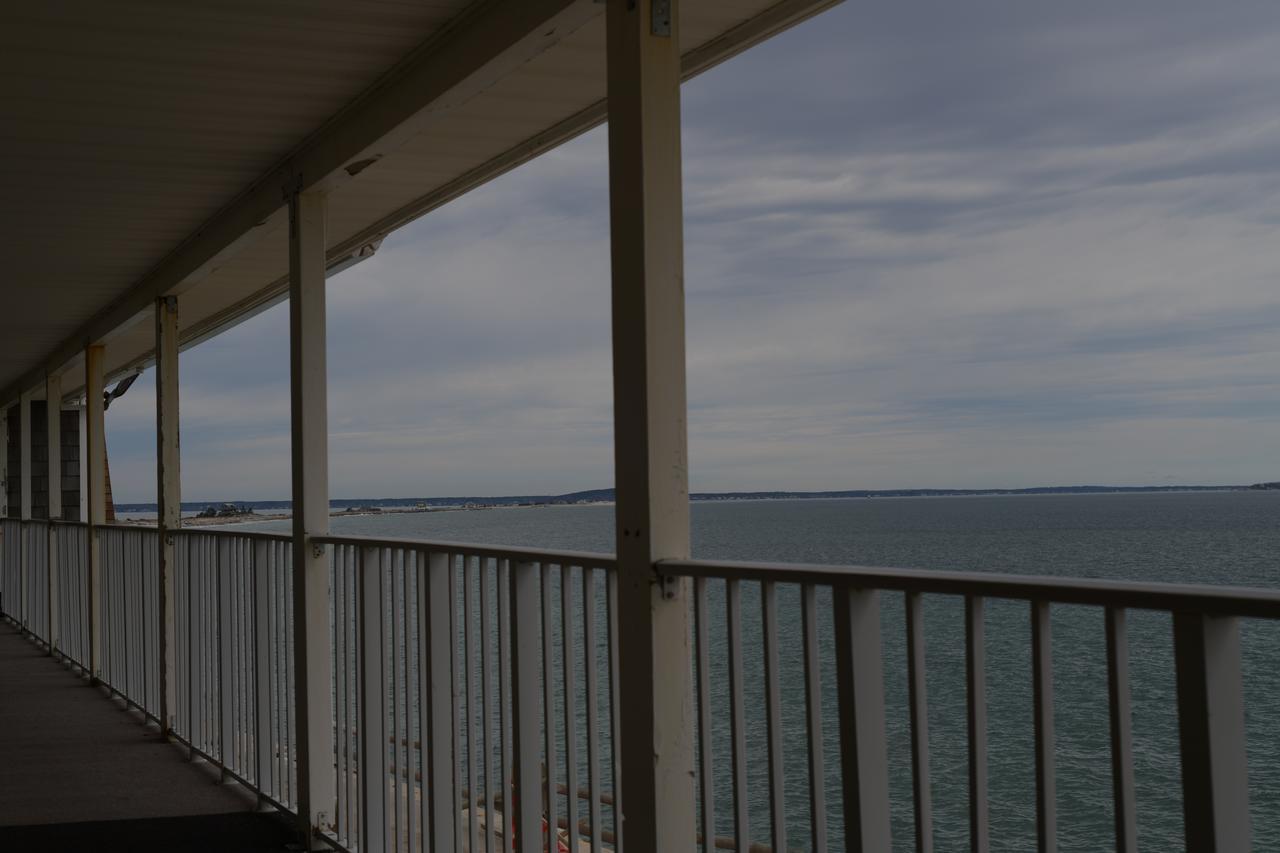 Pilgrim Sands On Long Beach Hotel Plymouth Exterior photo